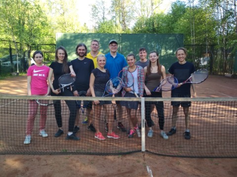 Теннисный лагерь для взрослых в Cолнечном!
